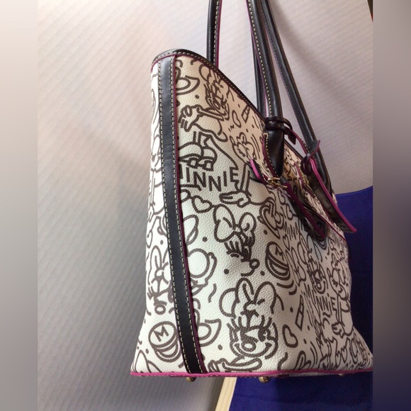 Dooney & Bourke 2022 Disney Minnie Mouse black and white line art tote bag - Picture 5 of 14